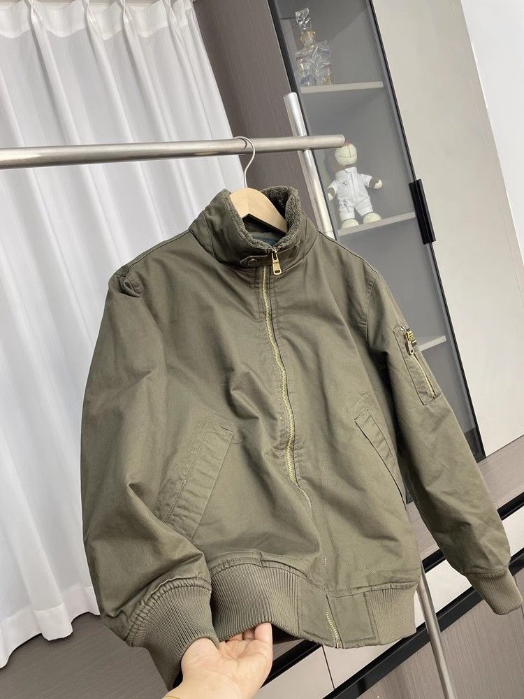سترات بومبر سترة نسائية ملابس  - مراجعة Office Tech Wear وسعره