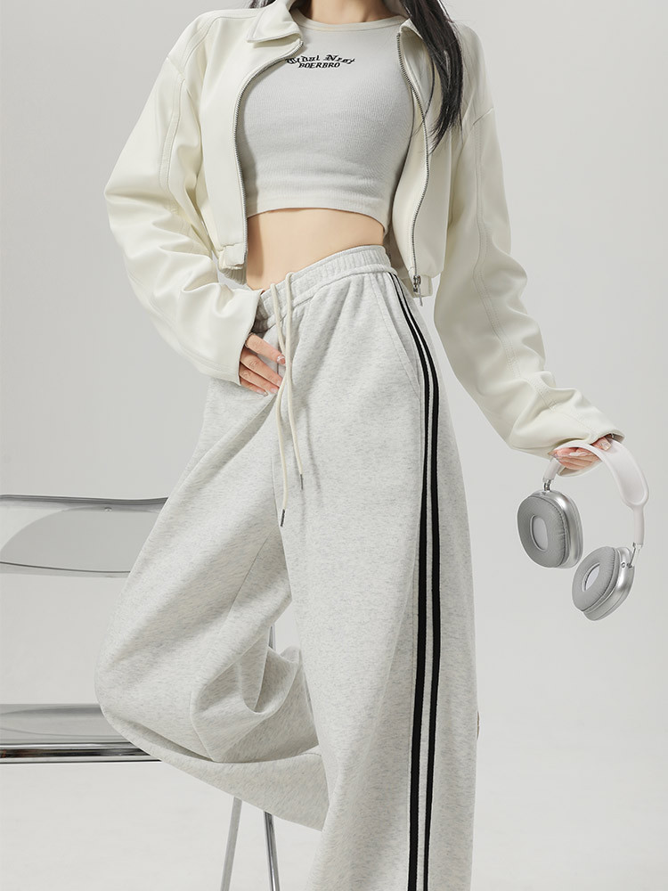 بنطال ذو قصة أرجل واسعة Kawaii - مراجعة Office Tech Wear وسعره