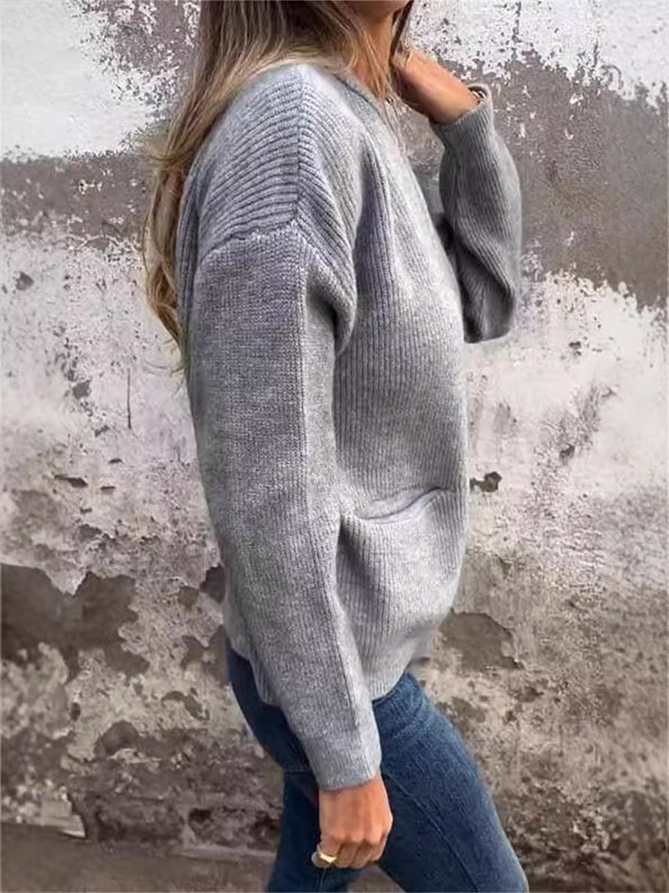سترات بومبر بتصميم مخصص للسيدا - مراجعة Office Tech Wear وسعره
